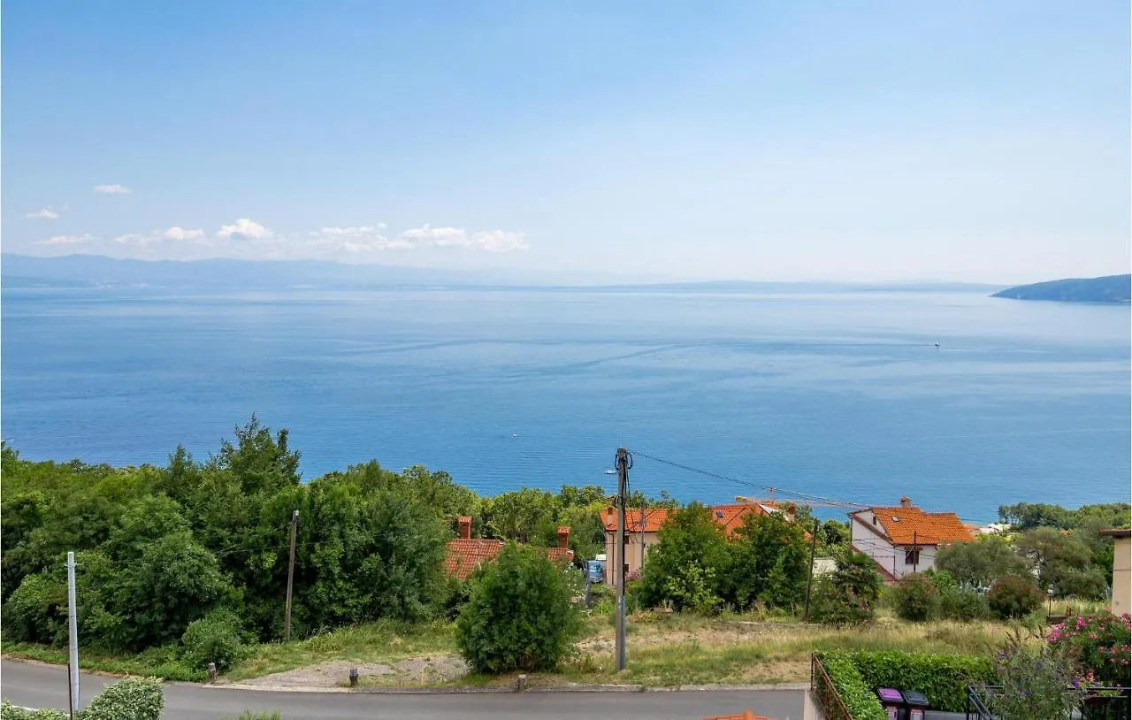 1 Bedroom Gorgeous Apartment In Moscenicka Draga Croatia